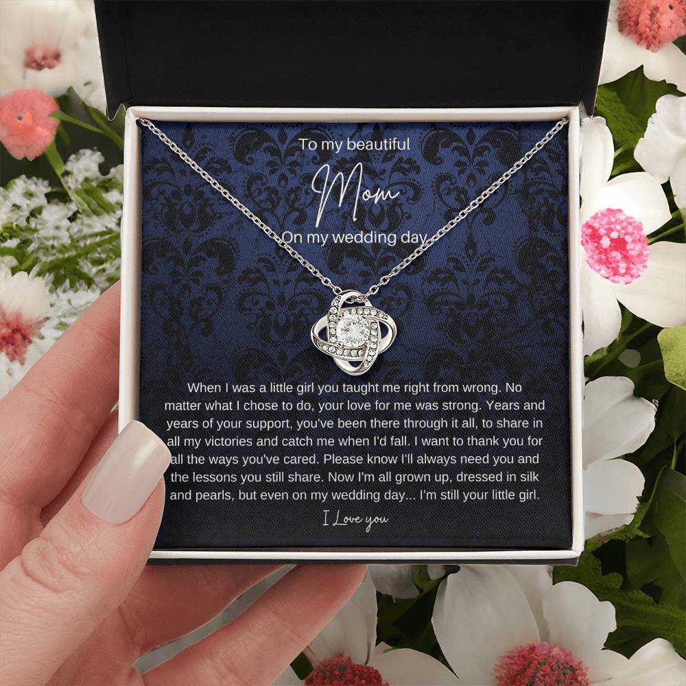 Mom Brid Love Knot Necklace
