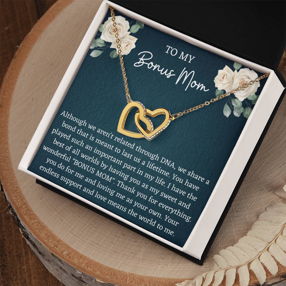 Interlocking Bonus Mom Interlocking Hearts Necklace