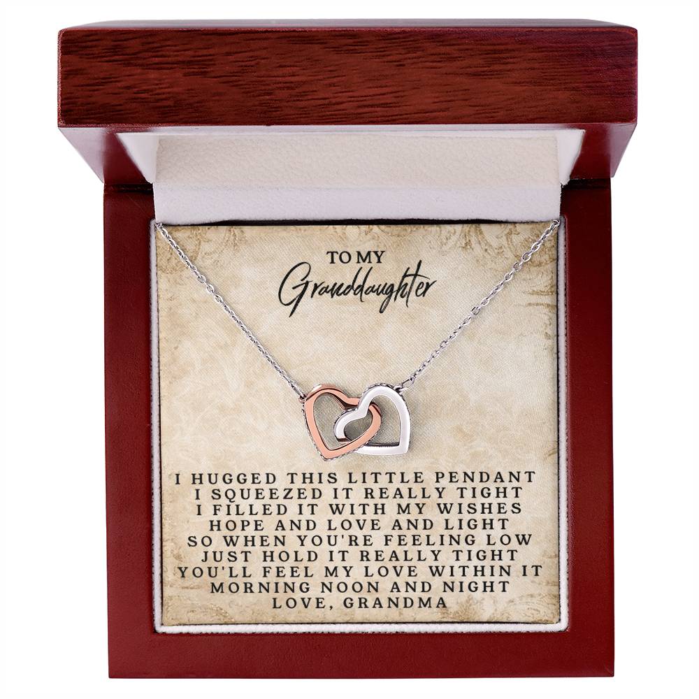 Give Her The Gift She Will Always Remember💝 Interlocking Hearts Necklace