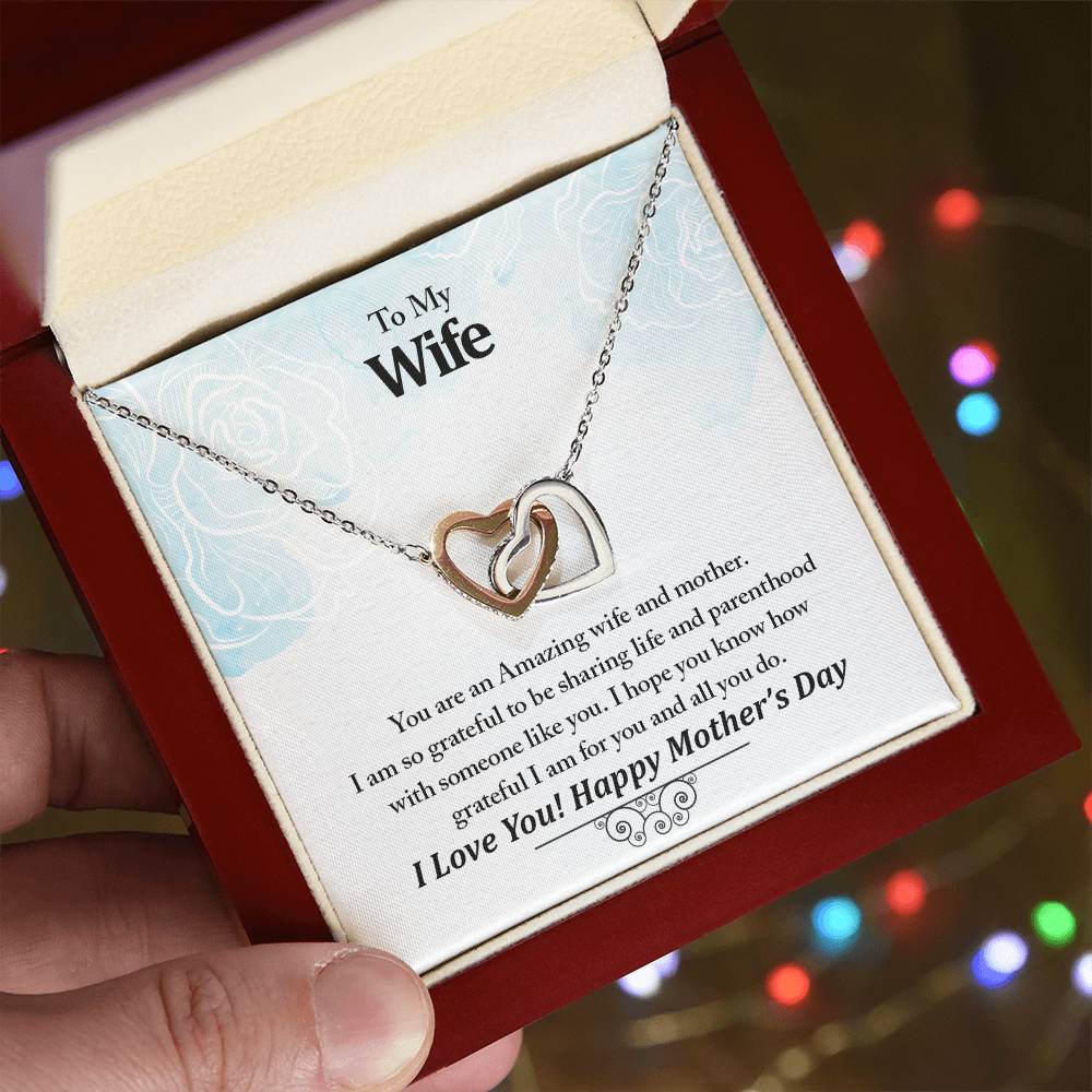 To My Wife Your An Amazing Wife And Mother Never-Ending Love Necklace Interlocking Hearts Necklace