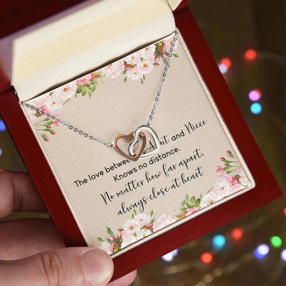Aunt And Niece The Love No Distance Interlocking Hearts Necklace Birthday Message Card Gift