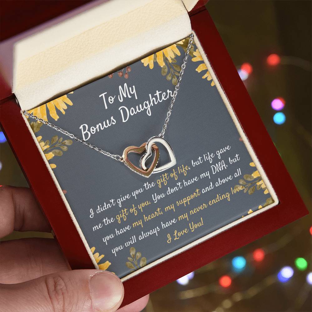Gift For Bonus Daughter Stepdaughter Necklace Stepdaughter Gift Ideas Unbiological Daughter Gift Best Gift For Stepdaughter Interlocking Hearts Necklace
