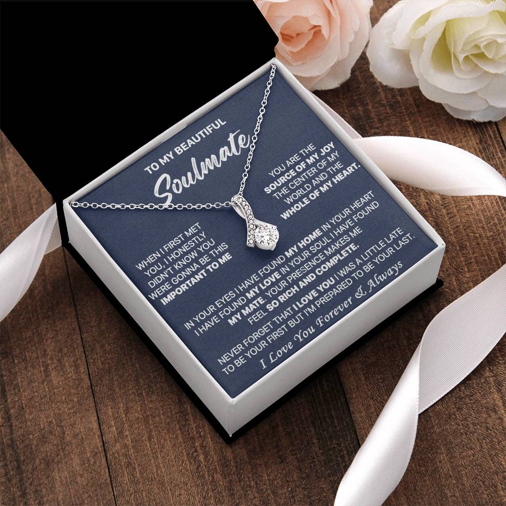 Gift For Your Soulmate - My World - Alluring Alluring Beauty Necklace