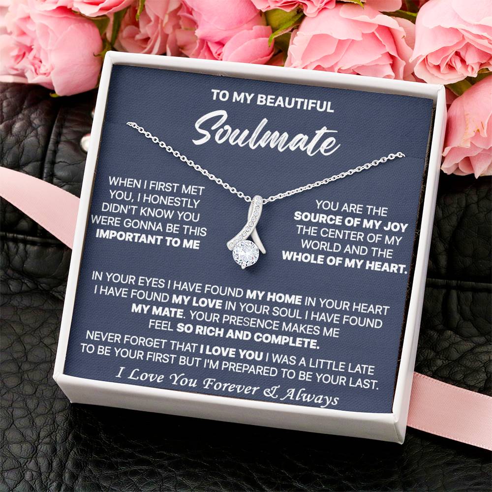 Gift For Your Soulmate - My World - Alluring Alluring Beauty Necklace